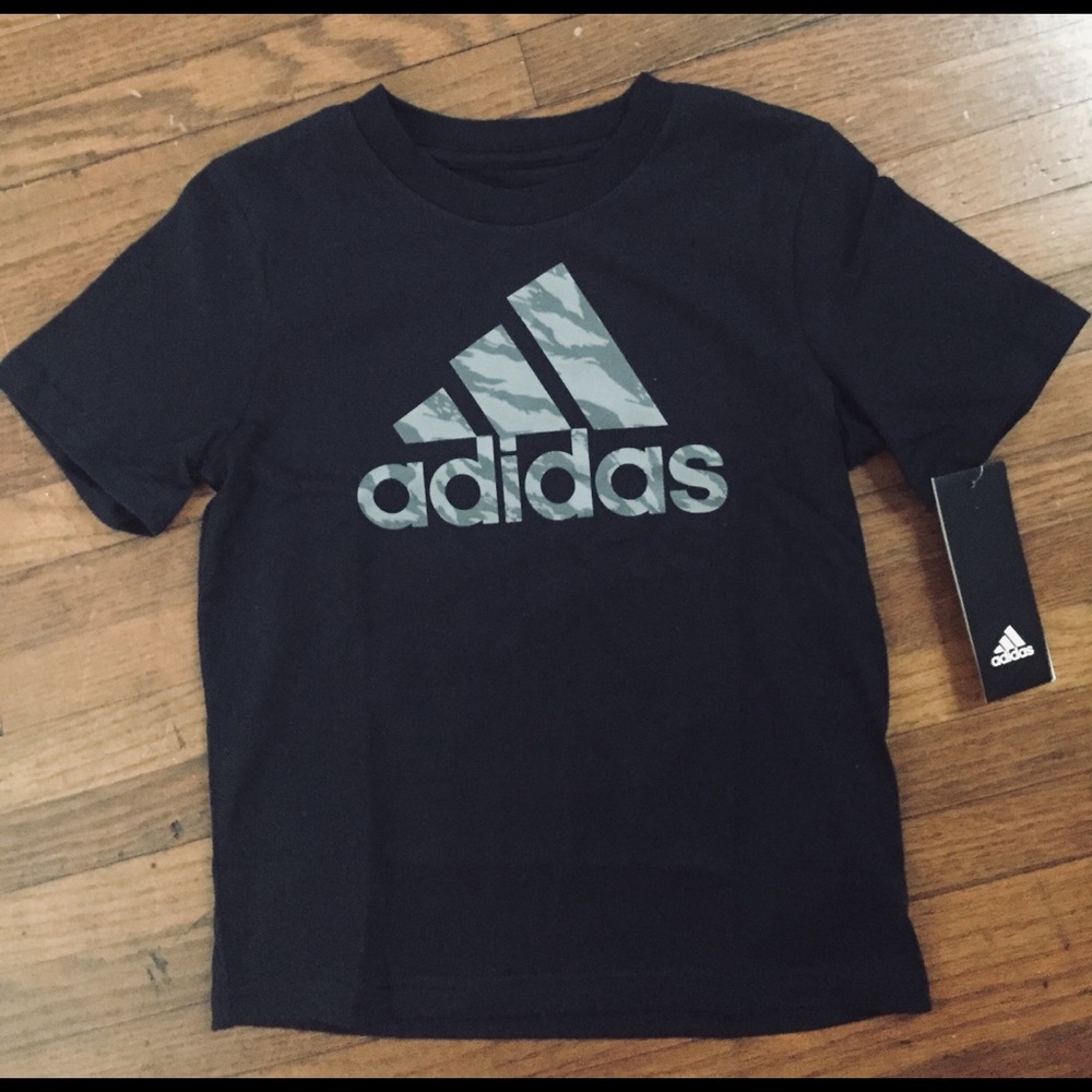 Adidas t-shirt top activewear camo kid’s size 4T